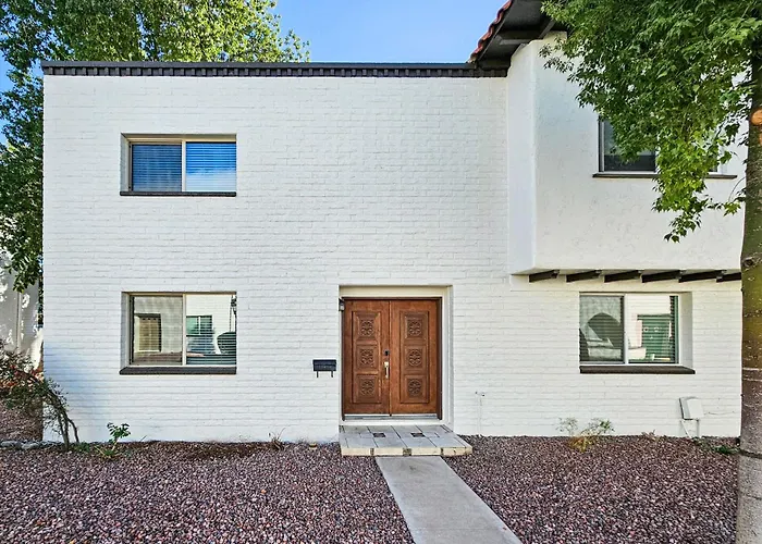 Scottsdaleking Ii -walk To Old Town 3 Bedroom