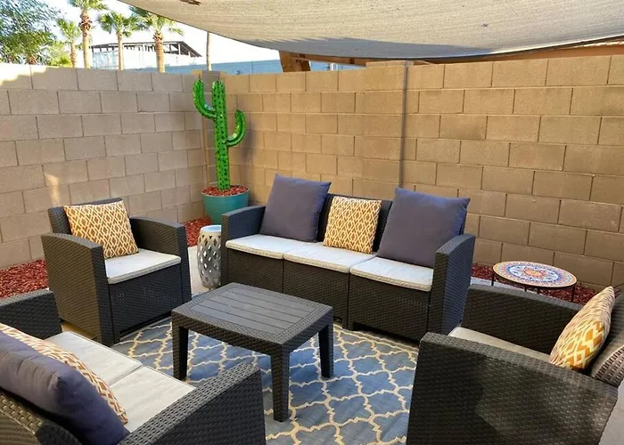 Scottsdaleking Ii -walk To Old Town 3 Bedroom *