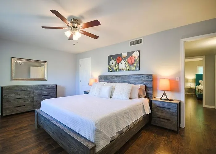 Scottsdaleking Ii -walk To Old Town 3 Bedroom Scottsdale